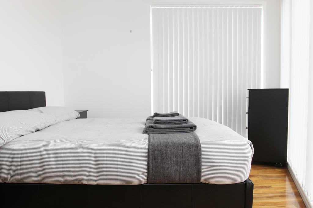 Radalco Apartments Hounslow Szoba fotó