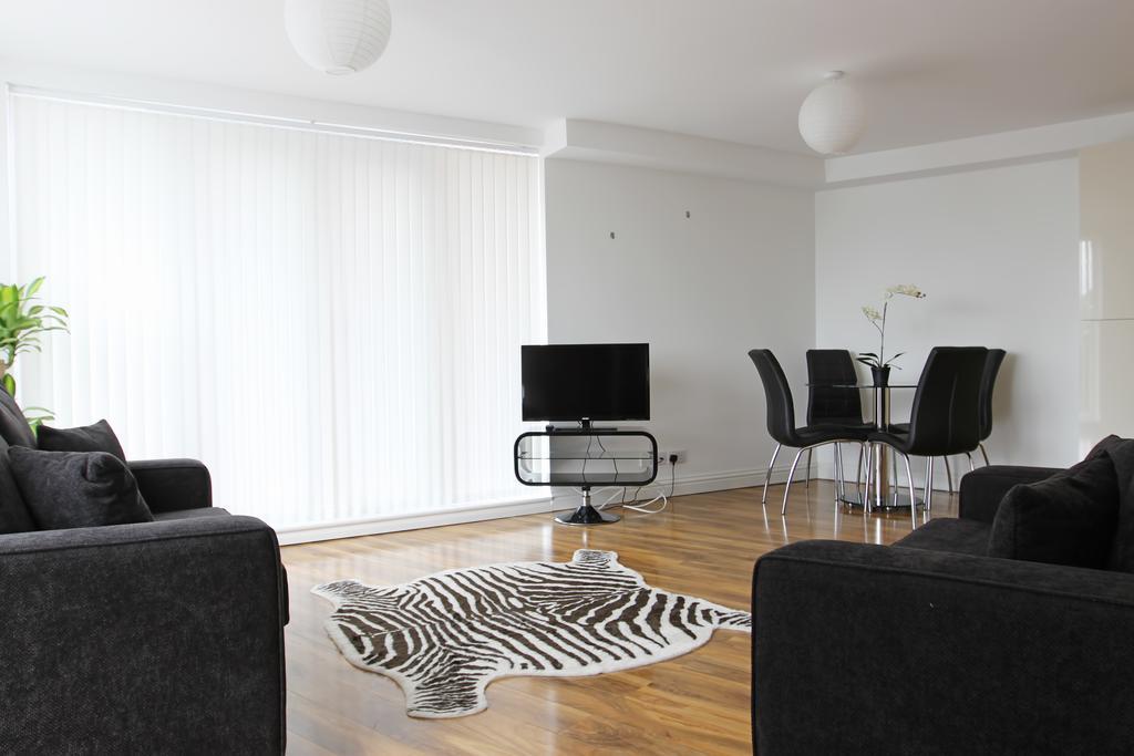 Radalco Apartments Hounslow Szoba fotó